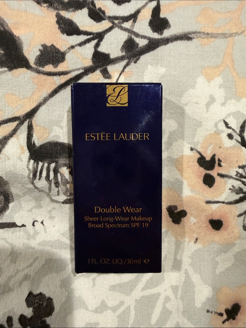 Estee Lauder Double Wear Sheer Long-Wear Makeup - 1W1 Bone